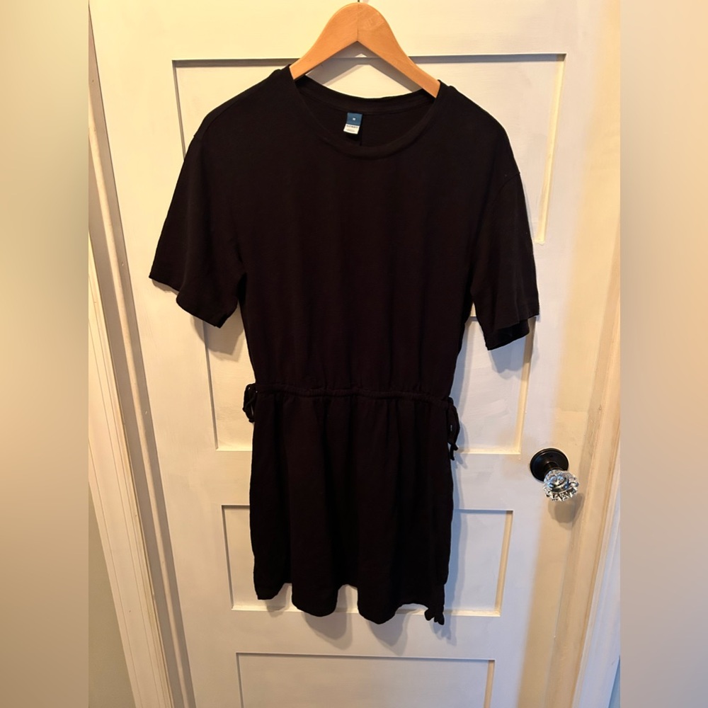 Old Navy short sleeve tie cinch waist black dress size medium